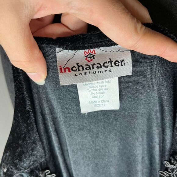 Renaissance Type Lace Trimmed Dress Black Red In Costumes Size 12 - Picture 6 of 7